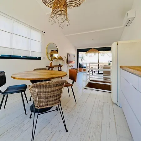 Maison Boheme Au Bord De L'eau