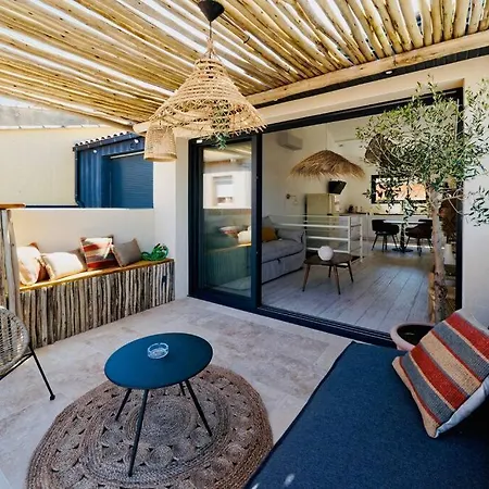 Maison Boheme Au Bord De L'eau بيت للعطل سُت